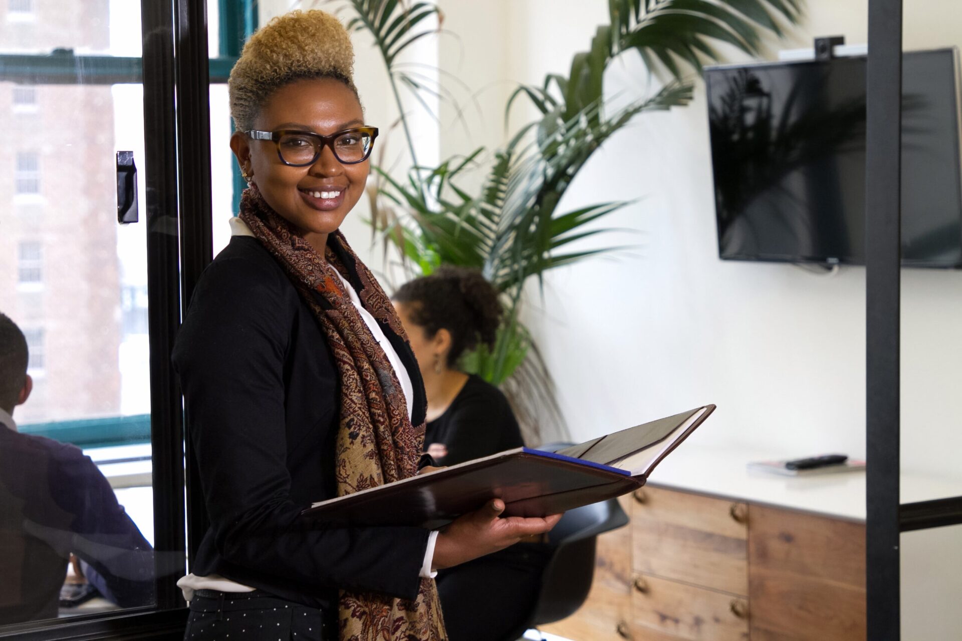 the-jopwell-collection-FbJhad0kwtM